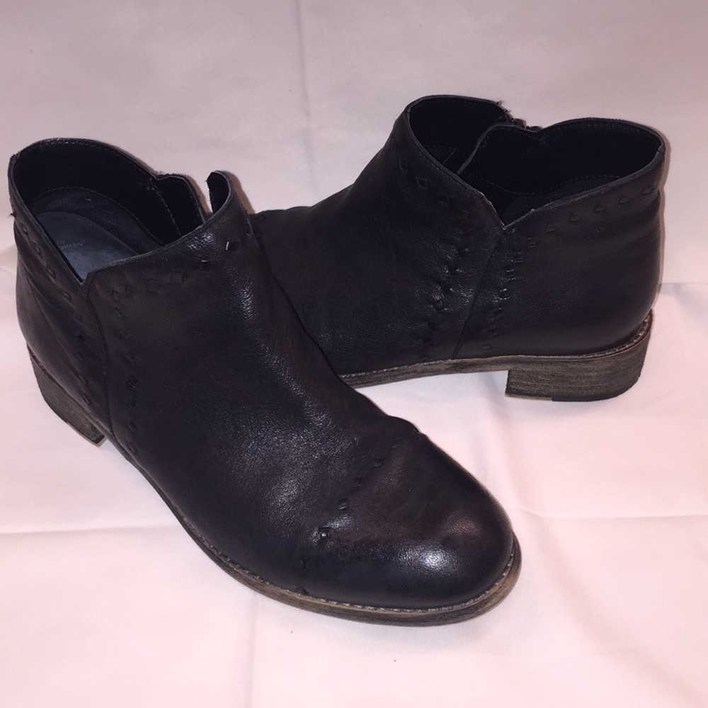 Women’s black leather booties Diba True brand